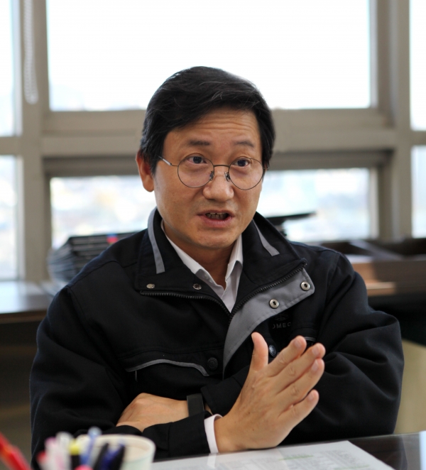신희정 동명기술공단 대표