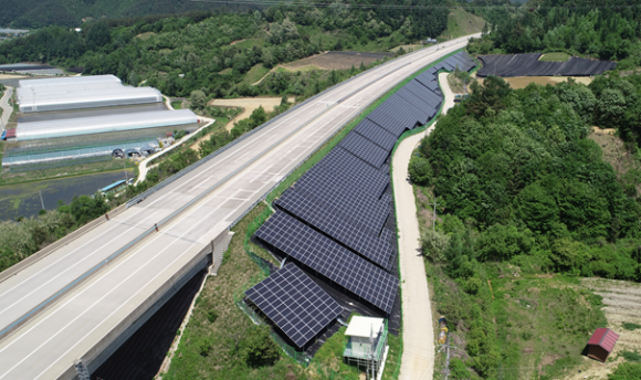 익산포항고속도로(전북 진안군, 977kW)/국토부